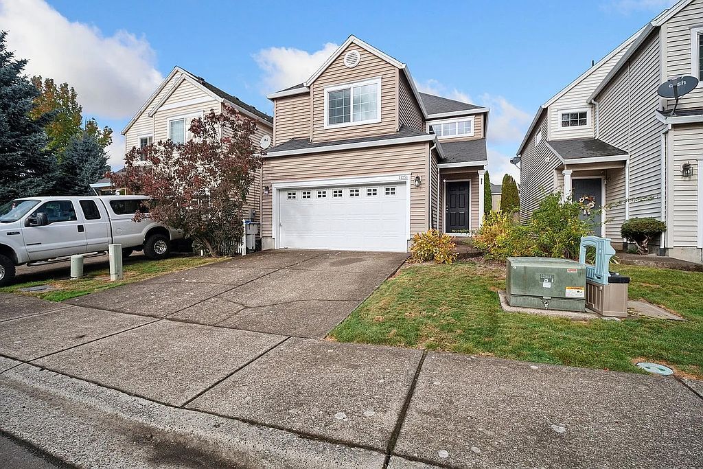 41751 NW Bellingham Ct - Property Image