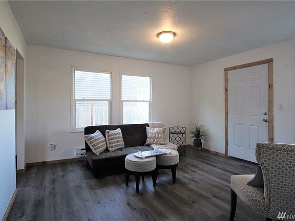 4th image of 10606-10608 Sheridan Ave S