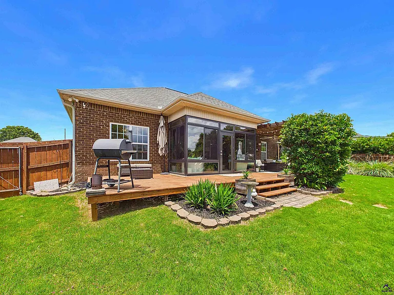 107 Hampton Meadows Dr — Photo 50