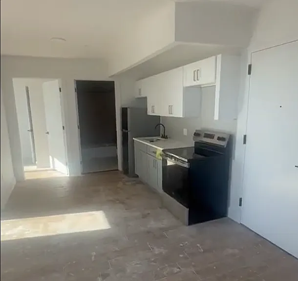 1803 Weeks Ave #11C — Photo 2