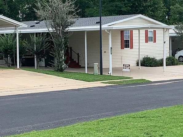 8832 Edgewater St, Foley, AL 36535