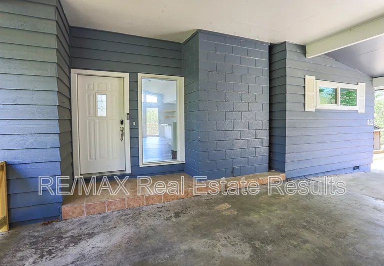 42 Hope Dr — Photo 6