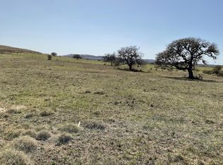 16 Stanton Rd, Johnson City, TX 78636