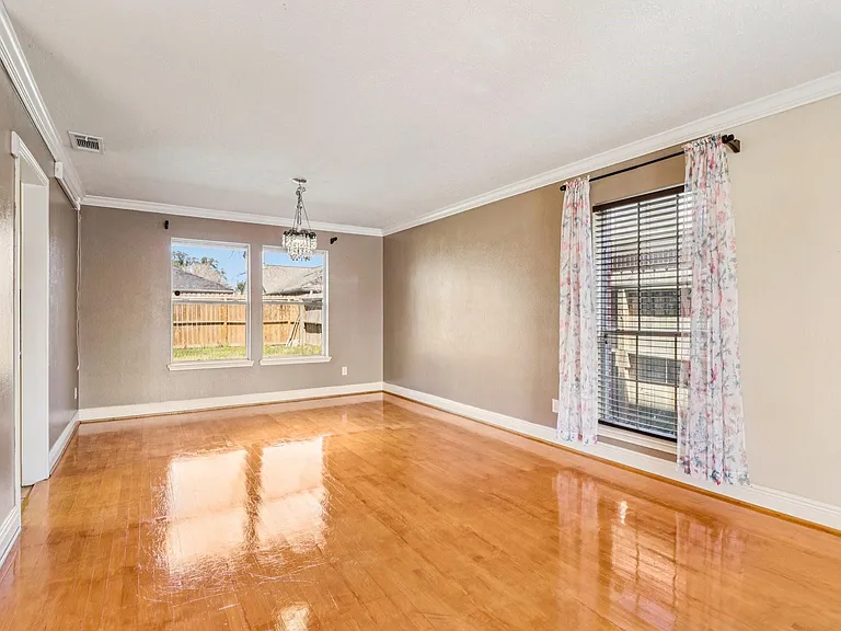 16810 Blairstone — Photo 9