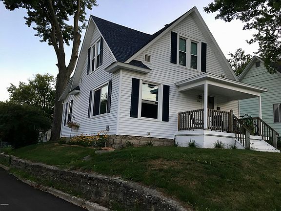 2nd image of 1336 Crosby St NW