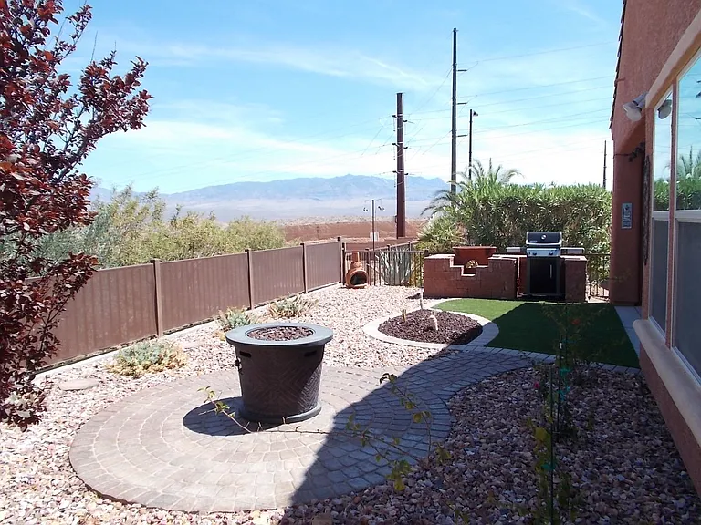 790 Country Grove Ln — Photo 33