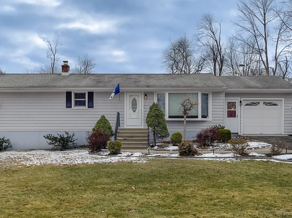 17 Woodview Drive, Brookfield, CT 06804