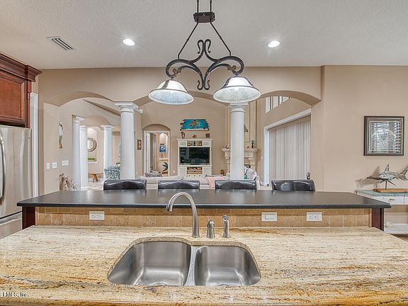 5th image of 3309 E Heritage Cove Dr
