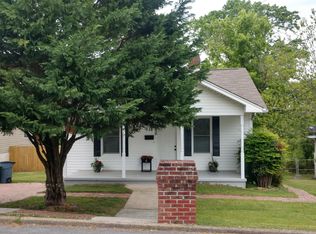 515 W 7th Ave, Lenoir City, TN 37771