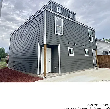 139 Huntington #101