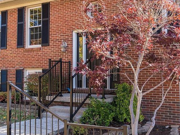 5th image of 3928 Gladman Way