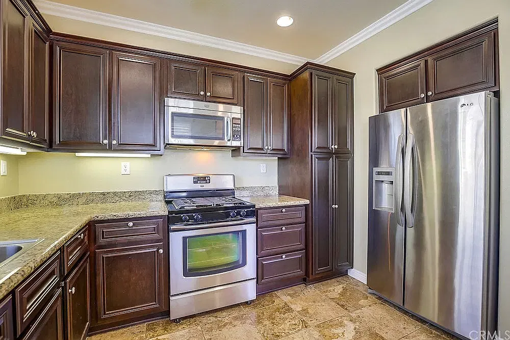 2 bed, 1378 sqft, $2,800 — Photo 4