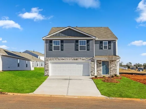 3011 Hunters Brook Dr, Boiling Springs, SC 29316