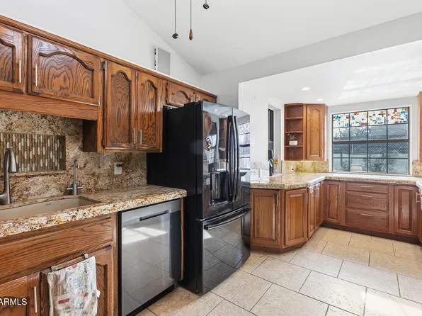 247 E GLENCOVE Street, Mesa, AZ 85201