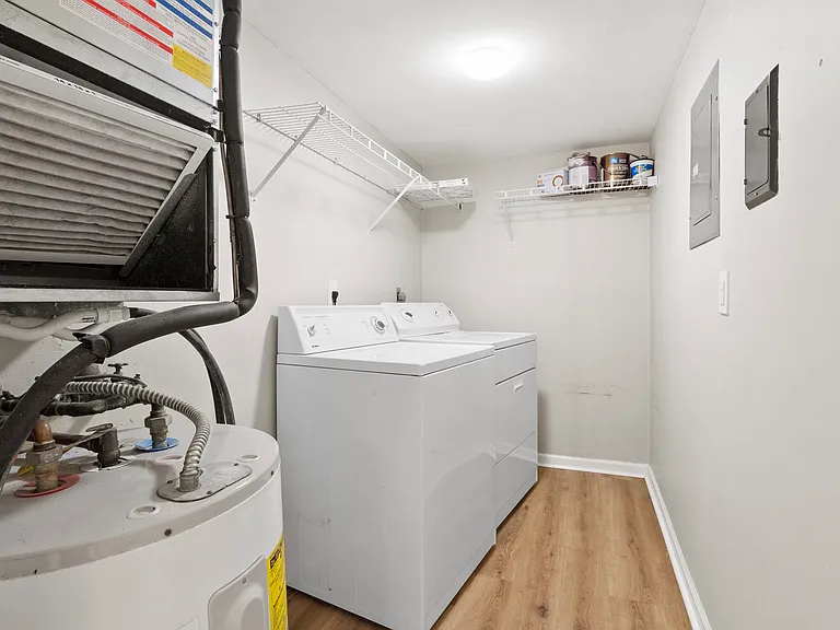 9021 N Swan Cir — Photo 13