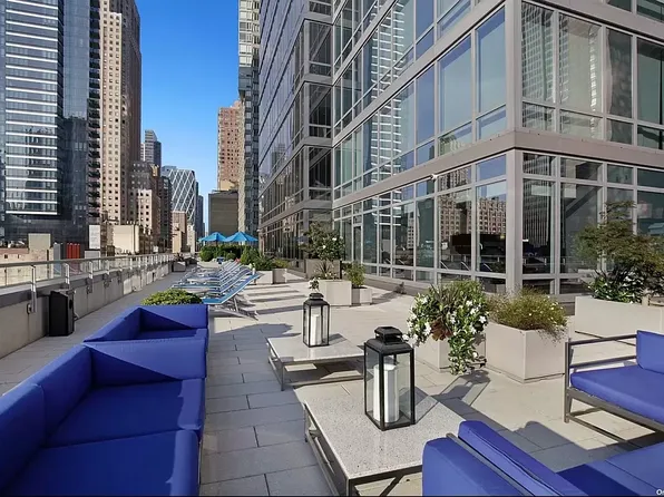 247 West 46th Street image 12 of 25