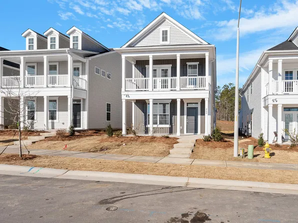 264 White Oak Garden Way #207, Garner, NC 27529