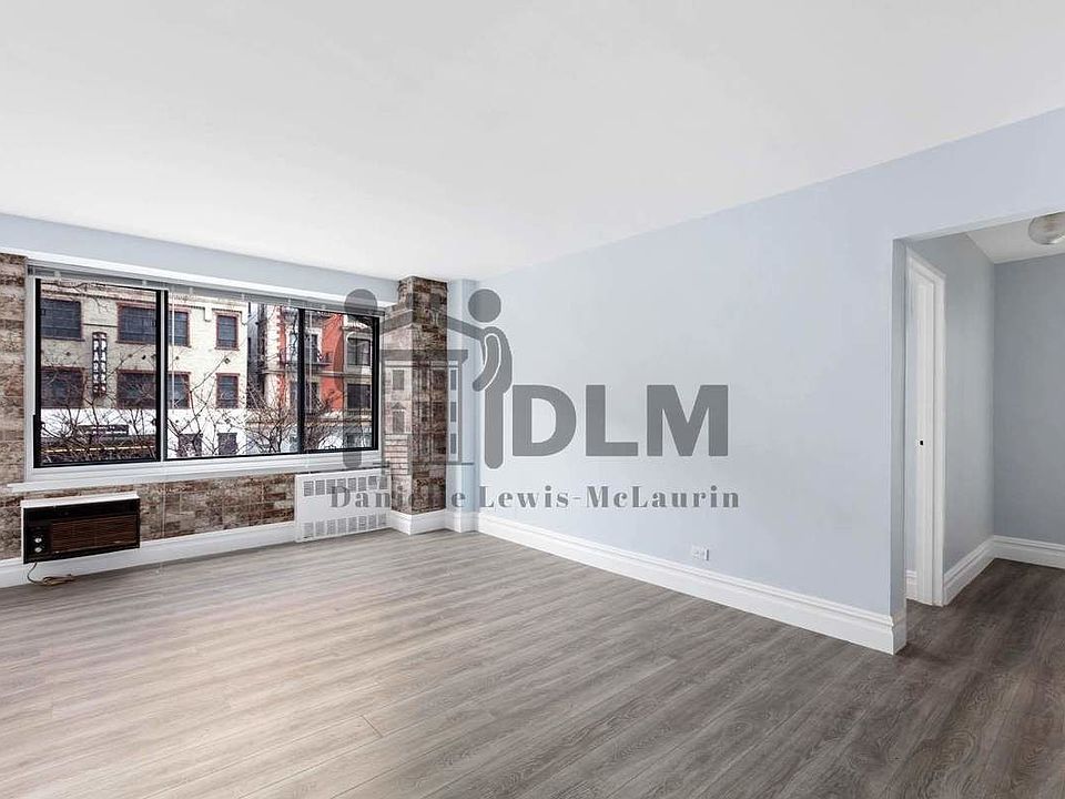 1st image of 400 Park Ave S #2V