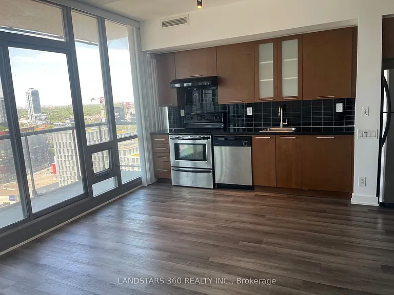 33 Mill St #2201 — Photo 3