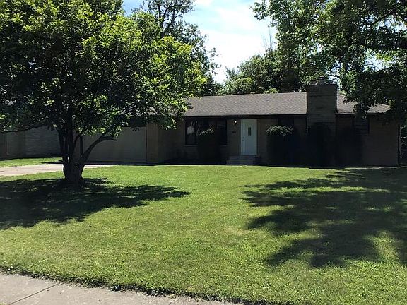 3rd image of 5304 Daniel Dr