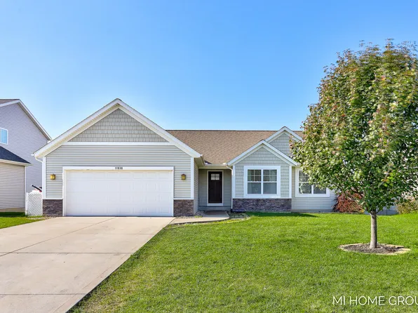 11930 Maplegrove Dr, Holland, MI 49424