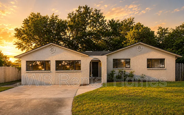6976 Gribbin Ct — Photo 1