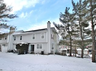 15 Birch Ter, Mount Arlington, NJ 07856