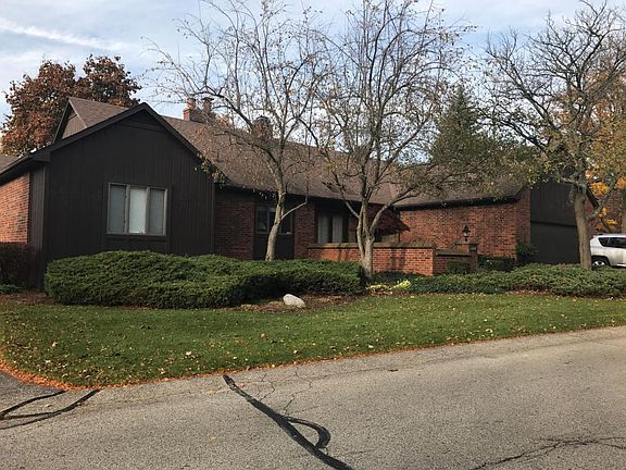 2nd image of 6047 Gatehouse Dr N #56