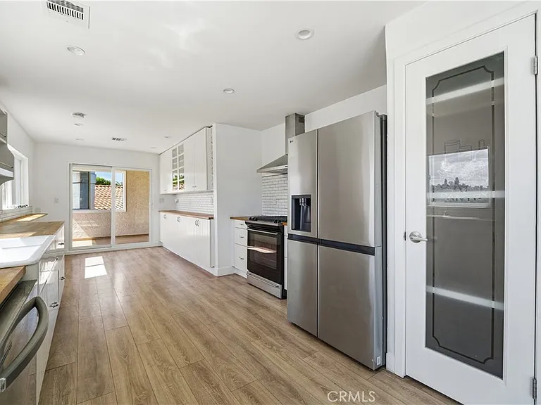 5035 Escobedo Dr — Photo 12
