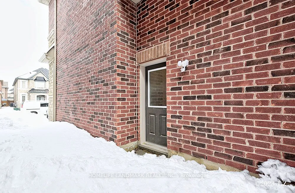 2 bed, $2,000 — Photo 2