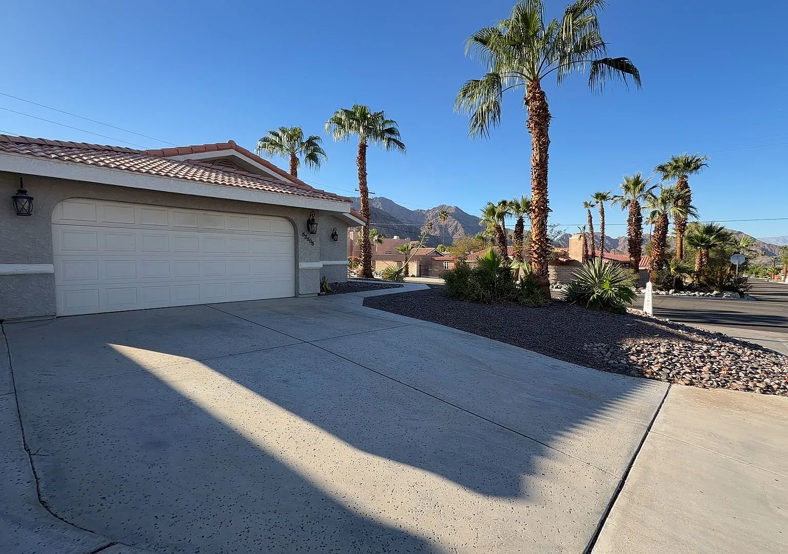 Coming Soon! Beautiful 3 Bedroom 2 Bathroom Home In la Quinta Cove — Photo 1