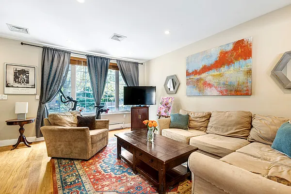 Rented by Compass | media 5