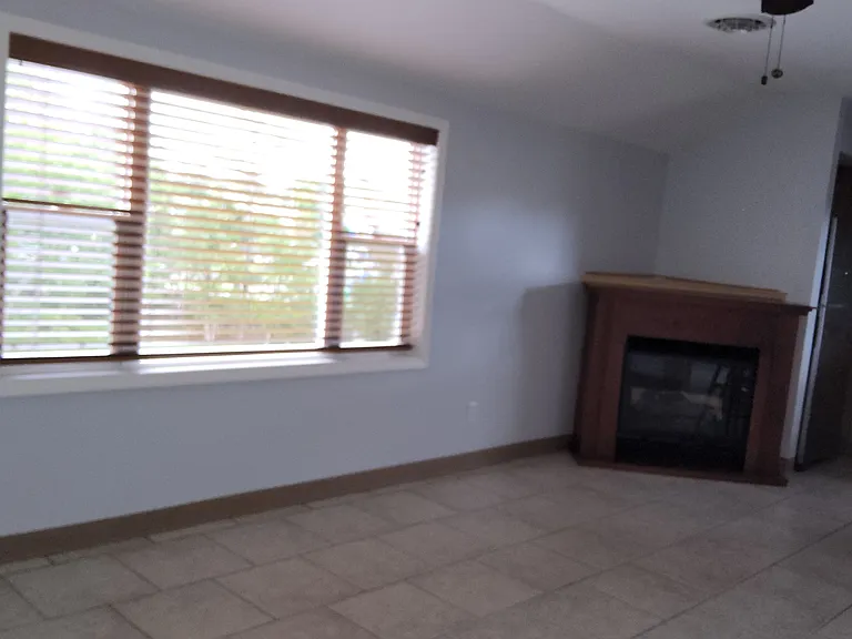 23 Plymouth Pl #1 — Photo 3