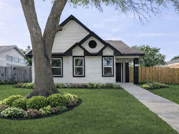 4752 Jasmine Dr, Fort Worth, TX 76137