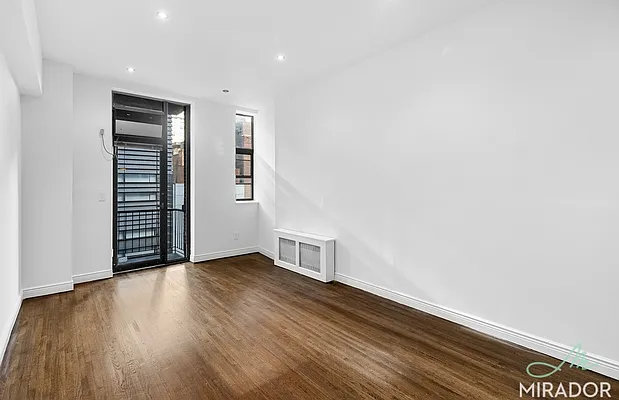 Rented by Mirador Real Estate | media 27