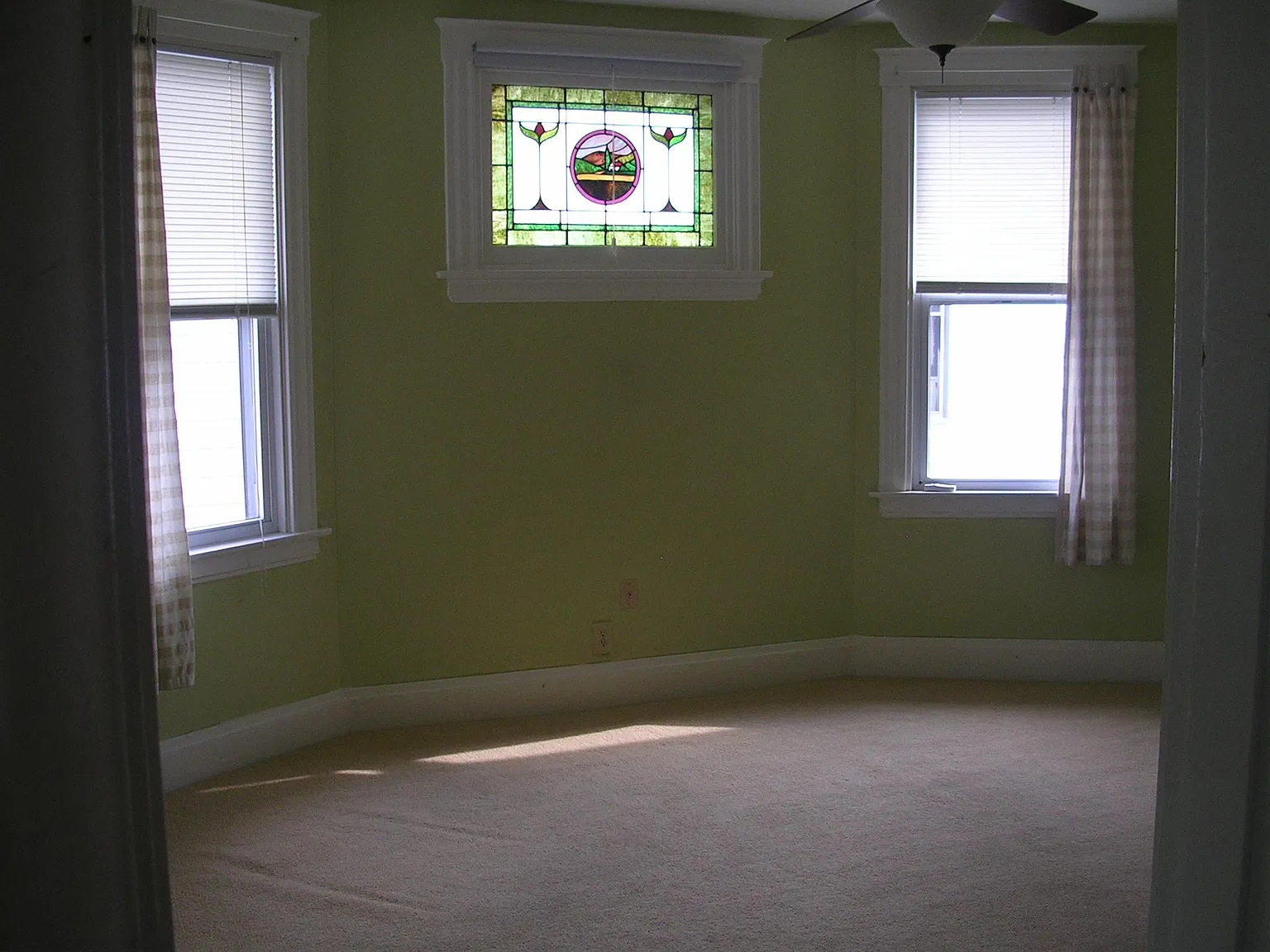 4221GROV E Avenue 2 — Photo 3