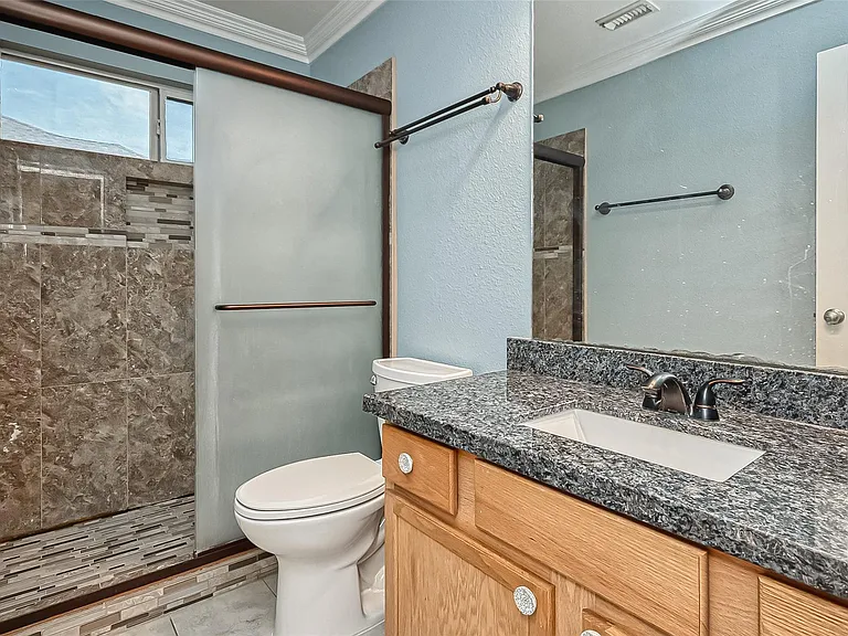 2218 Falcon Knoll Ln — Photo 39