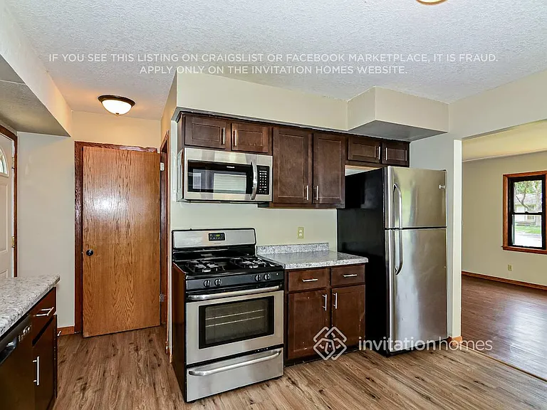 6680 Anoka St NE — Photo 10