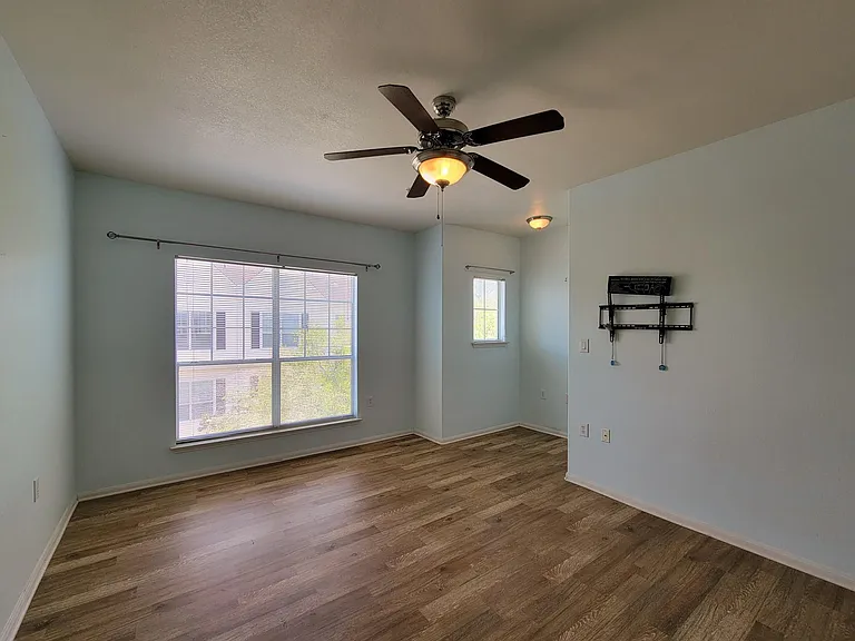 9200 Westheimer Rd #305 — Photo 23