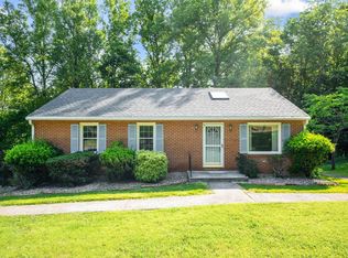 2056 Overbrook Rd, Lynchburg, VA 24501