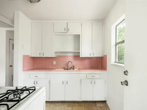 918 E 50th St #B, Austin, TX 78751