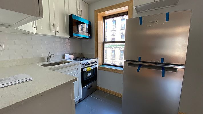 1st image of 203 Mott St APT 5