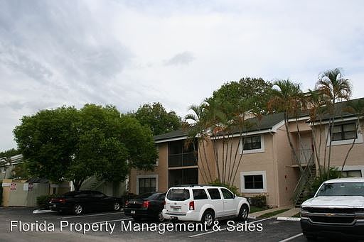 3rd image of 4030 NW 87th Ave