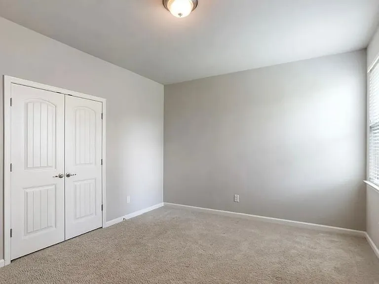39394 Legacy Lake Dr — Photo 10