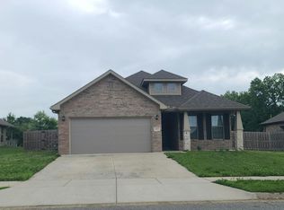 432 Hall Ave, Pea Ridge, AR 72751