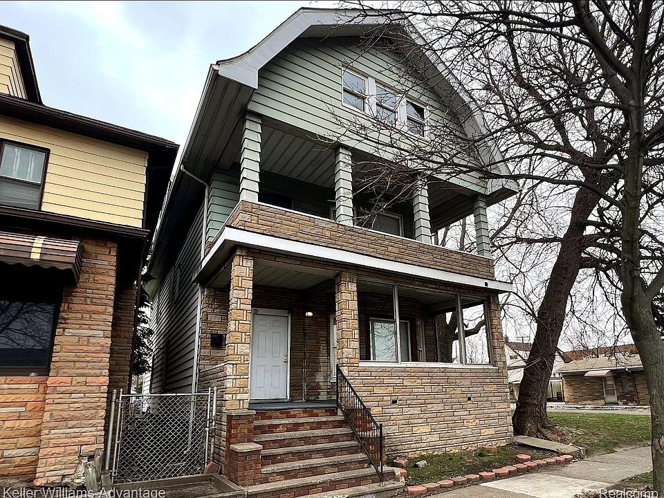 1st image of 19 Le Roy St