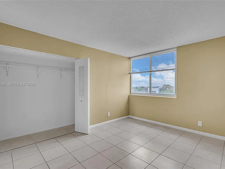 9143 SW 77th Ave #B802 — Photo 14