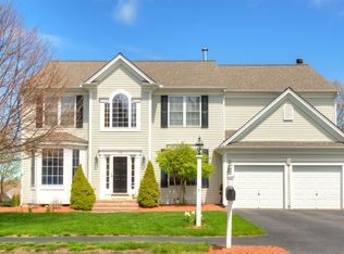 112 Amberville Rd, North Andover, MA 01845