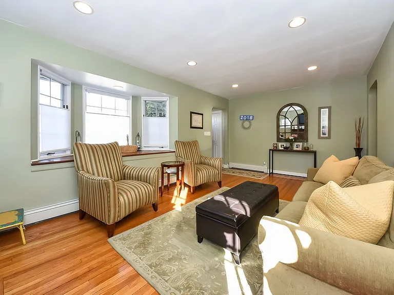 94 Millington Pl — Photo 9