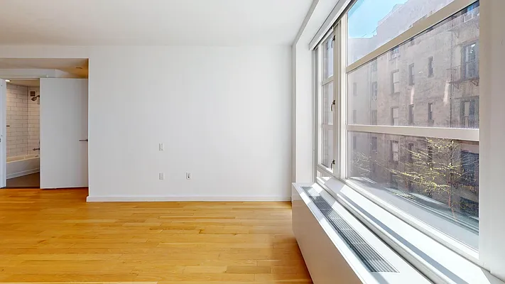 Rented by Bond New York | media 7